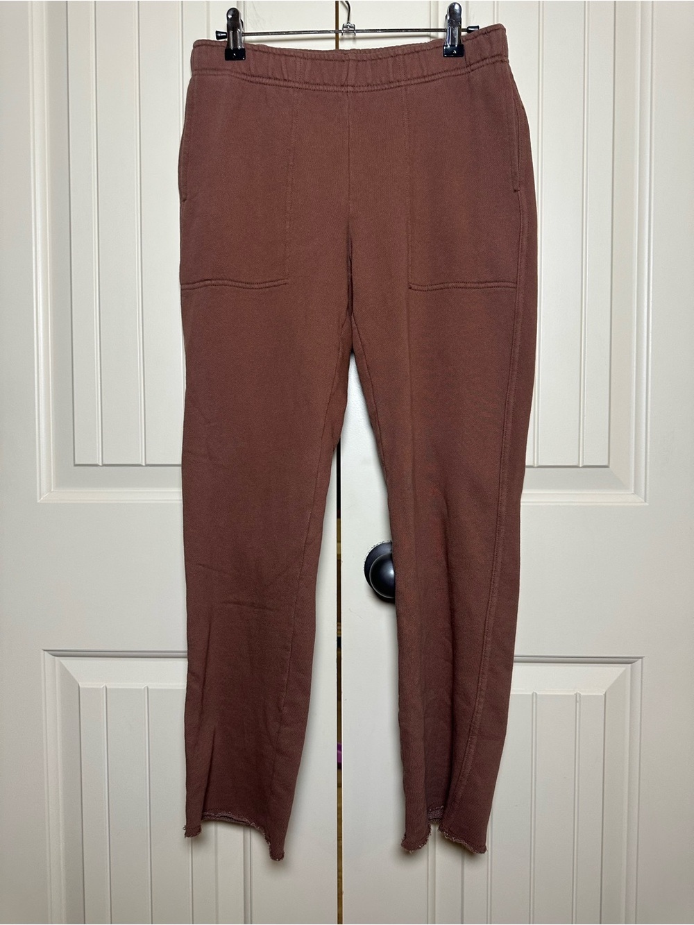 Aerie Chocolate Brown Straight Leg Raw Hem Patch Pocket Sweatpants Size Small